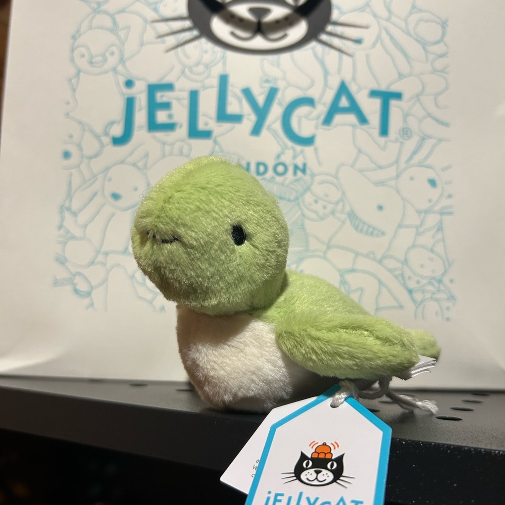 Jellycat - Fluffy Turtle